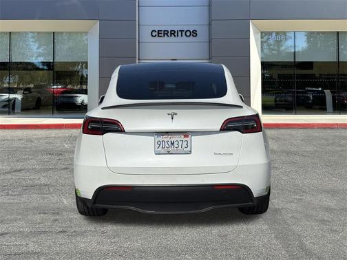 2022 Tesla Model Y Performance Dual Motor All-Wheel Drive