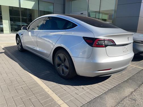 2018 Tesla Model 3 Mid Range
