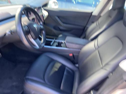 2018 Tesla Model 3 Mid Range