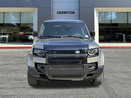 2025 Land Rover Defender 110 P400 X