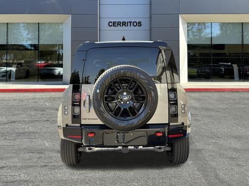 2025 Land Rover Defender 110 P400 X