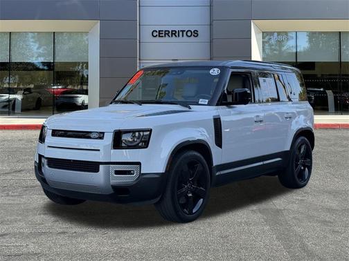 2023 Land Rover Defender 110 SE