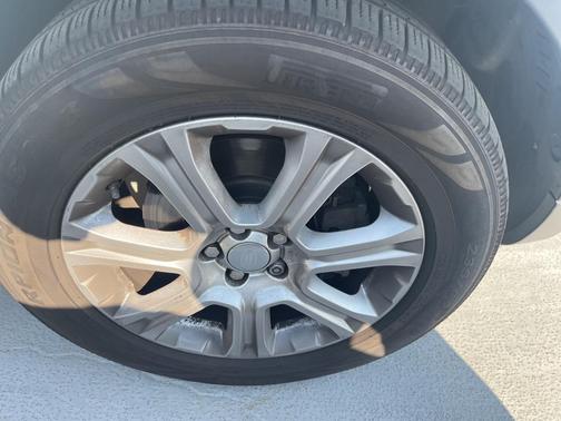 2019 Land Rover Range Rover Evoque SE Premium