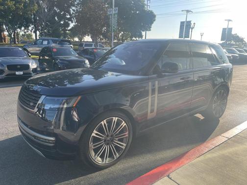 2023 Land Rover Range Rover P400 SE