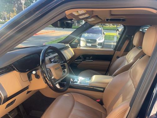 2023 Land Rover Range Rover P400 SE