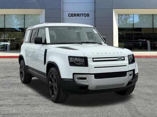 2025 Land Rover Defender 110 P400 S
