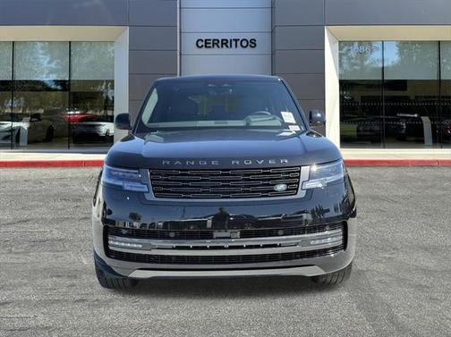 2025 Land Rover Range Rover P530 SE 7 Seat