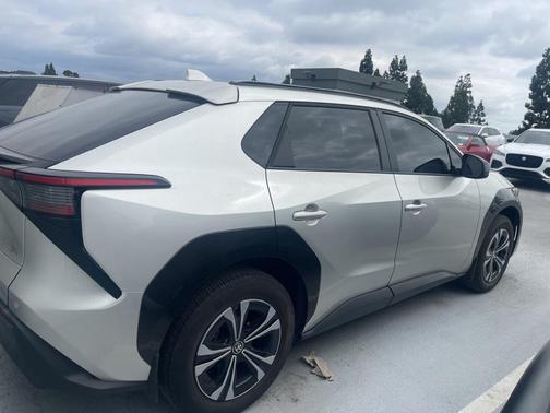 2024 Toyota bZ4X XLE