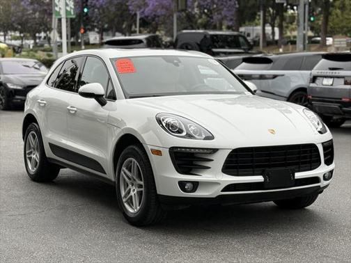 2018 Porsche Macan Base