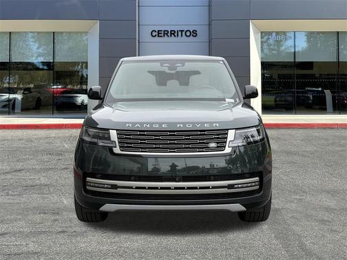 2025 Land Rover Range Rover P400 SE
