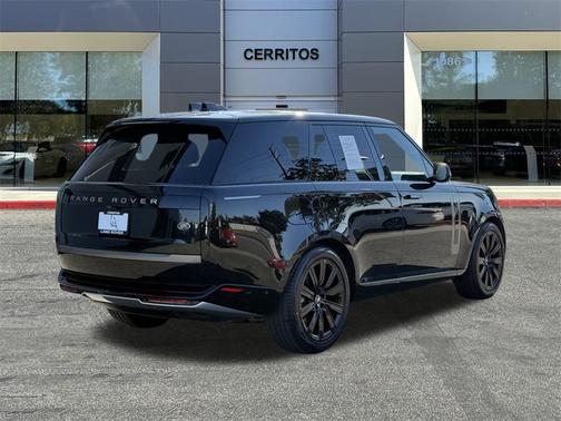 2023 Land Rover Range Rover P400 SE