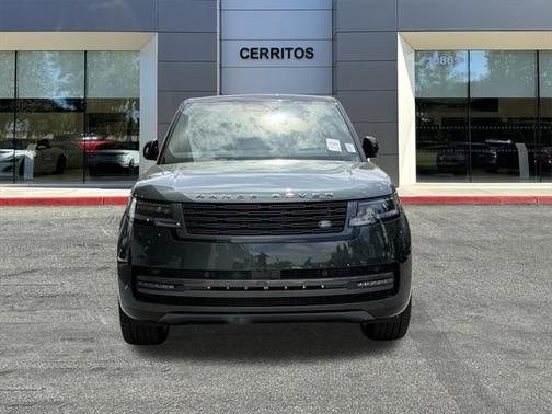 2025 Land Rover Range Rover P400 SE