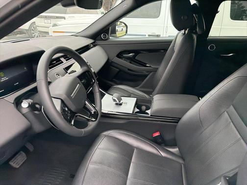 2024 Land Rover Range Rover Evoque Core S