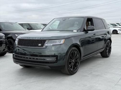 2025 Land Rover Range Rover P400 SE 7 Seat