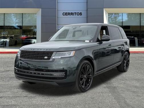 2025 Land Rover Range Rover P400 SE 7 Seat
