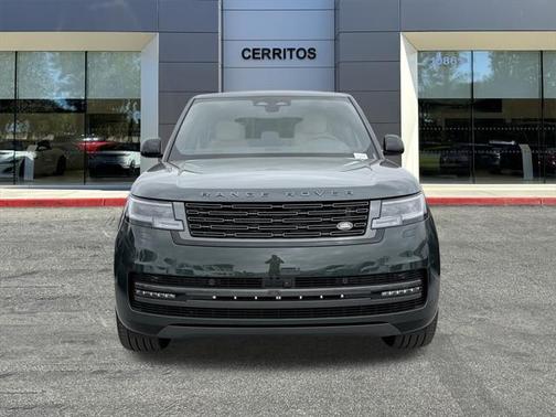 2025 Land Rover Range Rover P400 SE 7 Seat