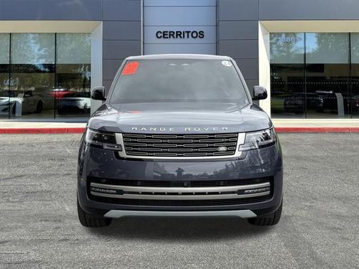 2024 Land Rover Range Rover P530 SE