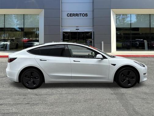 2023 Tesla Model 3 Standard Range