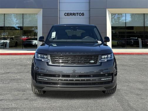 2025 Land Rover Range Rover P530 SE