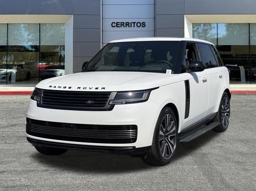 2025 Land Rover Range Rover P615 SV