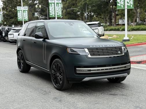 2025 Land Rover Range Rover P530 SE