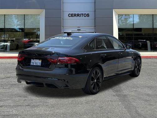 2024 Jaguar XF R-Dynamic SE P250 RWD Automatic