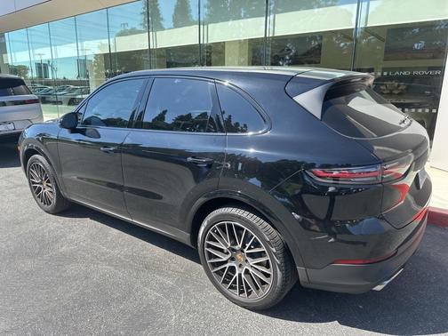 2020 Porsche Cayenne Base