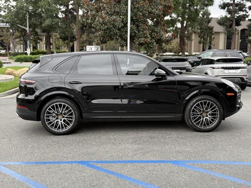 2020 Porsche Cayenne Cayenne