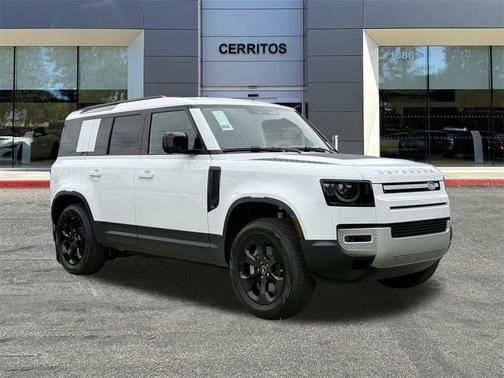 2025 Land Rover Defender 110 P300