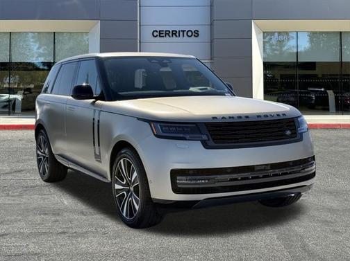 2025 Land Rover Range Rover P530 SE