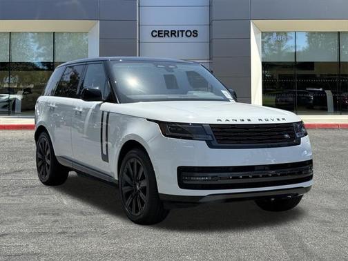 2025 Land Rover Range Rover P550e SE