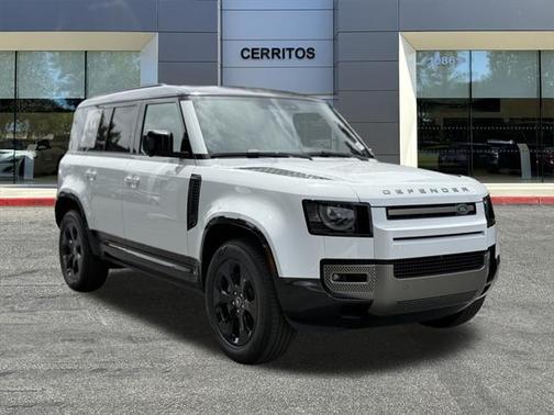 2025 Land Rover Defender 110 P400 X-Dynamic SE