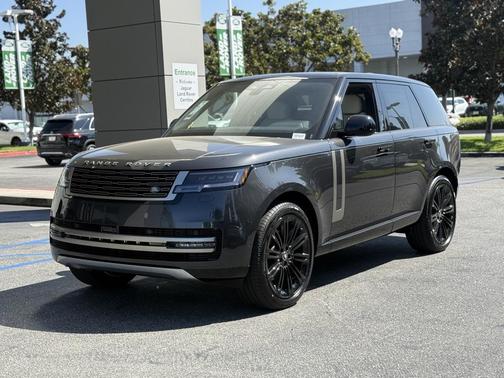2025 Land Rover Range Rover P400 SE