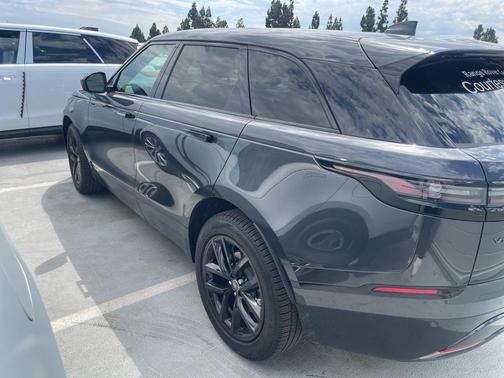 2025 Land Rover Range Rover Velar P250 SE R-Dynamic