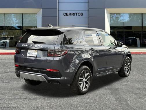 2025 Land Rover Discovery Sport S