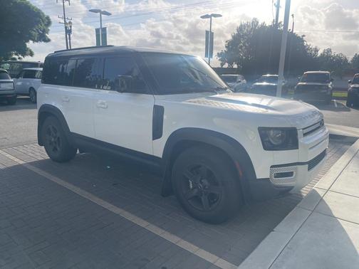 2023 Land Rover Defender 110 S