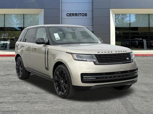 2025 Land Rover Range Rover P400 SE