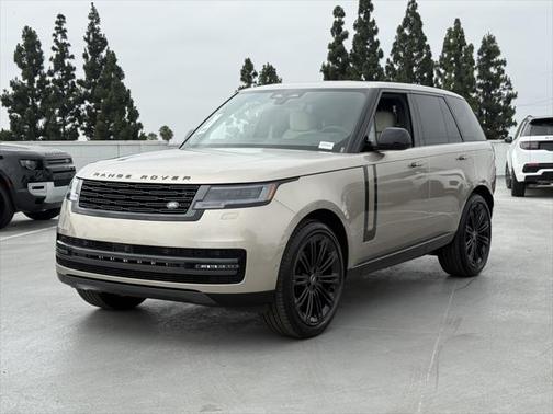 2025 Land Rover Range Rover P400 SE