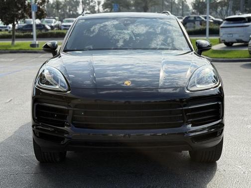 2019 Porsche Cayenne Base
