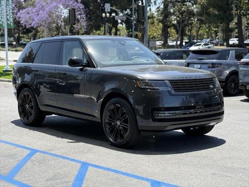 2025 Land Rover Range Rover P530 SE