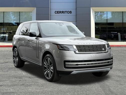2025 Land Rover Range Rover P400 SE