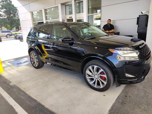 2025 Land Rover Discovery Sport S