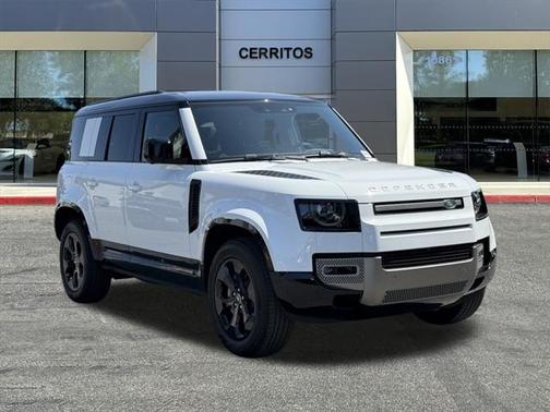 2025 Land Rover Defender 110 P400 X-Dynamic SE