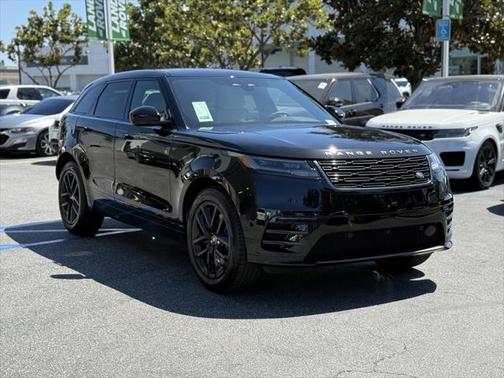 2026 Land Rover Range Rover Velar P250 SE R-Dynamic