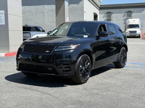2026 Land Rover Range Rover Velar P250 SE R-Dynamic