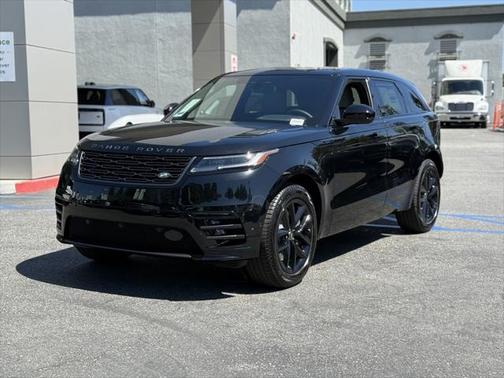 2026 Land Rover Range Rover Velar P250 SE R-Dynamic