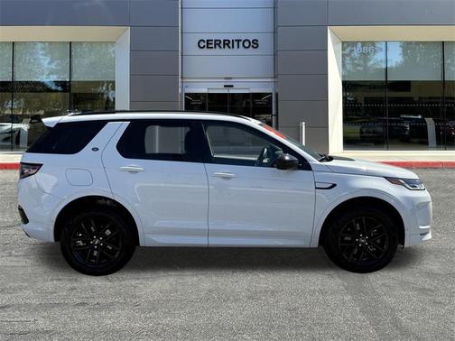 2025 Land Rover Discovery Sport S