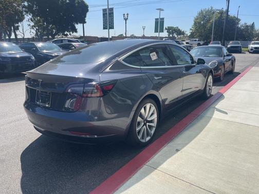 2018 Tesla Model 3 Mid Range
