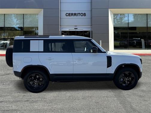 2025 Land Rover Defender 110 P400 S