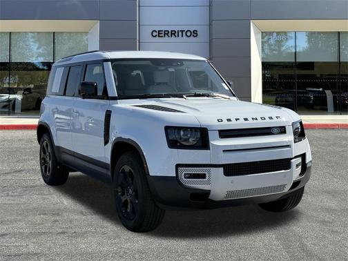 2025 Land Rover Defender 110 P400 S
